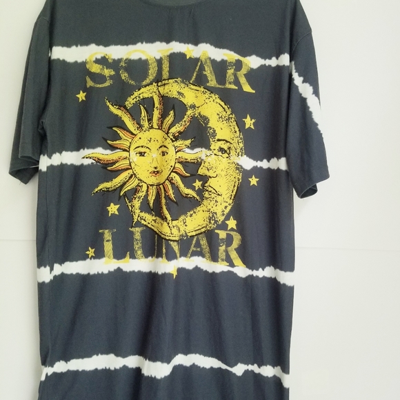Solar lunar grey shirt size small - Picture 4 of 4